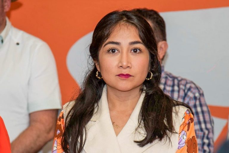 A2EB1A09-FDA9-47E1-B814-ADD898B9268A