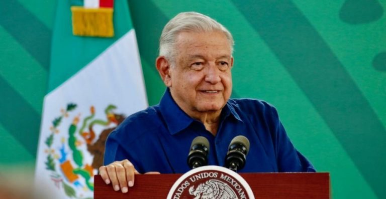 lopez-obrador-considera-navidad-acapulco-mejor-vio-foquitos-muchas-casas-1024x529