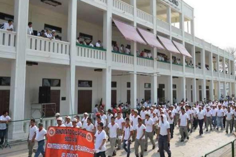 desfile trabajo qroo