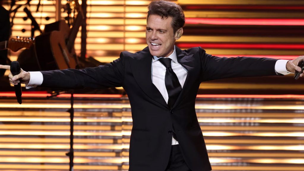 Social-Media-Style-Guide-Presentation-3