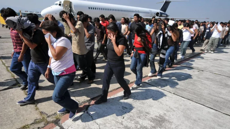 deportados