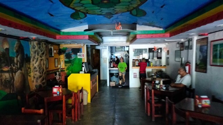El apagón que afectó a Campeche, Yucatán y Quintana Roo dejó pérdidas superiores a 250 mdp en el sector restaurantero.