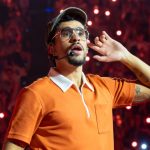 Bad Bunny será el primer solista masculino latino en encabezar el show de medio tiempo del Super Bowl LX, el 8 de febrero de 2026 en Santa Clara, California.