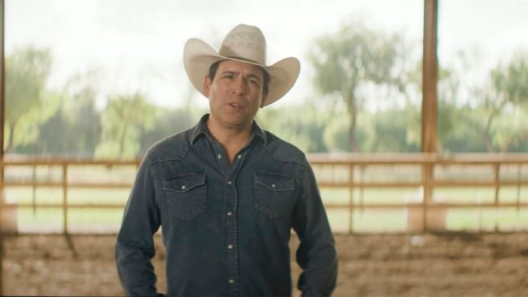 Bobby Pulido sorprende con su incursión en la política