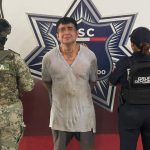 Elementos de seguridad y Marina detuvieron a un hombre que intentó agredir sexualmente a una mujer en la Región 94 de Cancún.