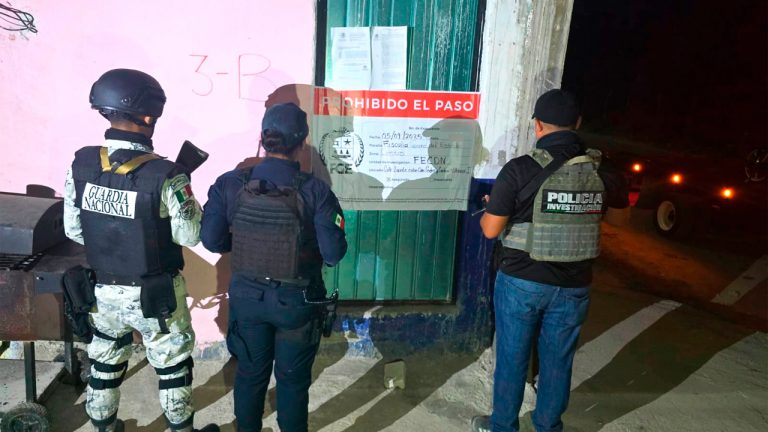 En los operativos participaron Guardia Nacional, Marina y Seguridad Ciudadana; dos hombres fueron detenidos por presunto narcomenudeo.