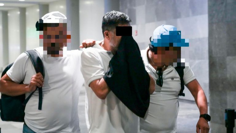 FGE Quintana Roo coordina deportación de sujeto acusado de violación a la intimidad y extorsión