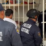 Autoridades decomisaron drogas, celulares y objetos prohibidos durante un operativo conjunto en el Centro de Reinserción Social de Chetumal.