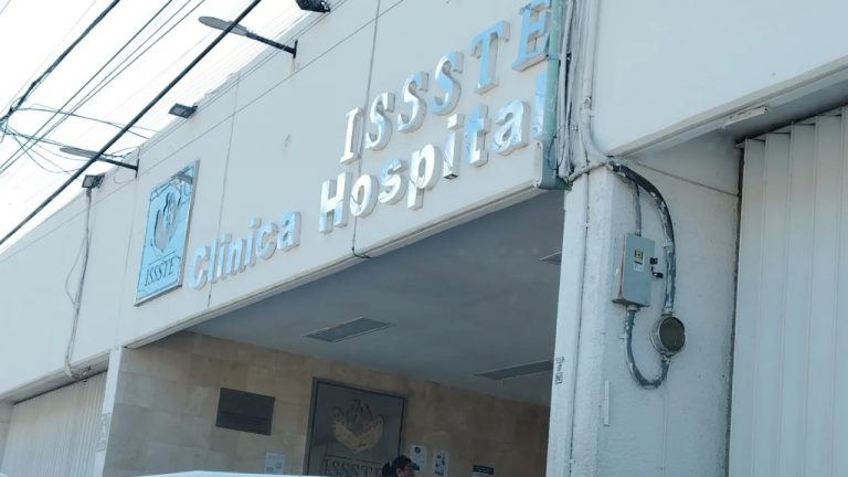 El ISSSTE inició la conversión de su clínica en Chetumal a un Hospital General de 90 camas.