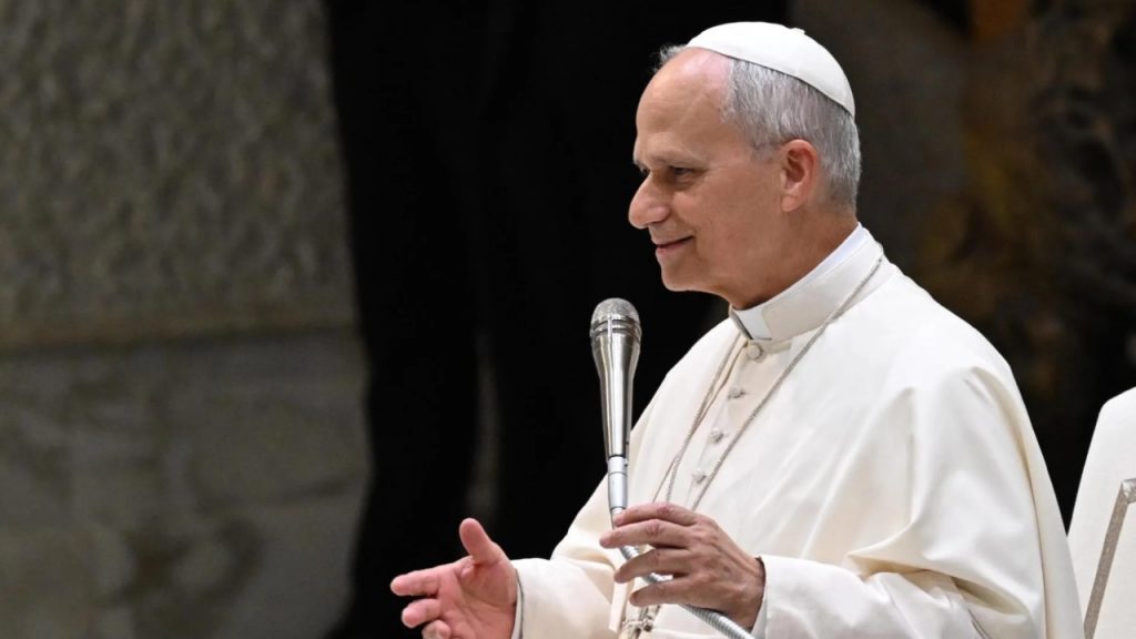 León XIV revoca restricción de Francisco a misa en latín