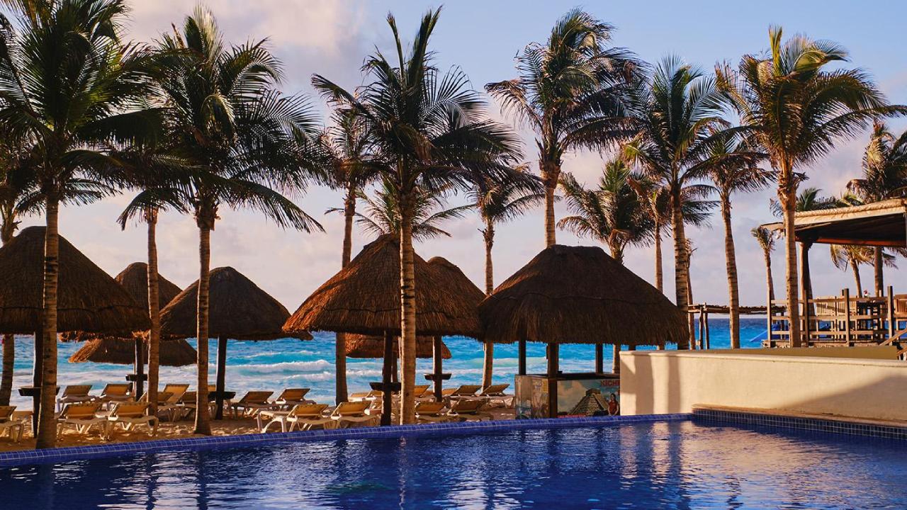 Se espera que el Mundial 2026 atraiga hasta cinco millones de visitantes a México, muchos llegando por Cancún