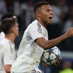 El Real Madrid recibe al Barcelona decidido a romper su racha de cuatro derrotas consecutivas en clásicos.