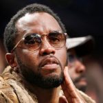 El juez Arun Subramanian condenó a Sean "Diddy" Combs a cuatro años y dos meses de prisión por cargos de trata de personas con fines de prostitución, imponiéndole además una multa de 500,000 dólares.