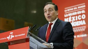 El canciller español José Manuel Albares reconoció “dolor e injusticia” hacia los pueblos originarios durante la Conquista, en un gesto que la presidenta Claudia Sheinbaum calificó como un avance en el diálogo histórico entre México y España.