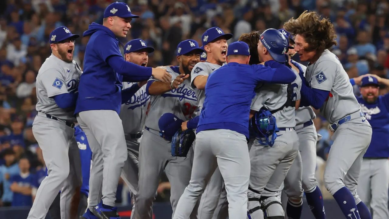 Los Dodgers de Los Ángeles derrotaron 5-4 a los Blue Jays de Toronto en 11 entradas y conquistaron la Serie Mundial 2025.