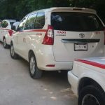 Taxistas de Tulum prevén que el ajuste de tarifas se concrete antes de diciembre y anuncian la implementación de un código QR para facilitar la consulta de precios.