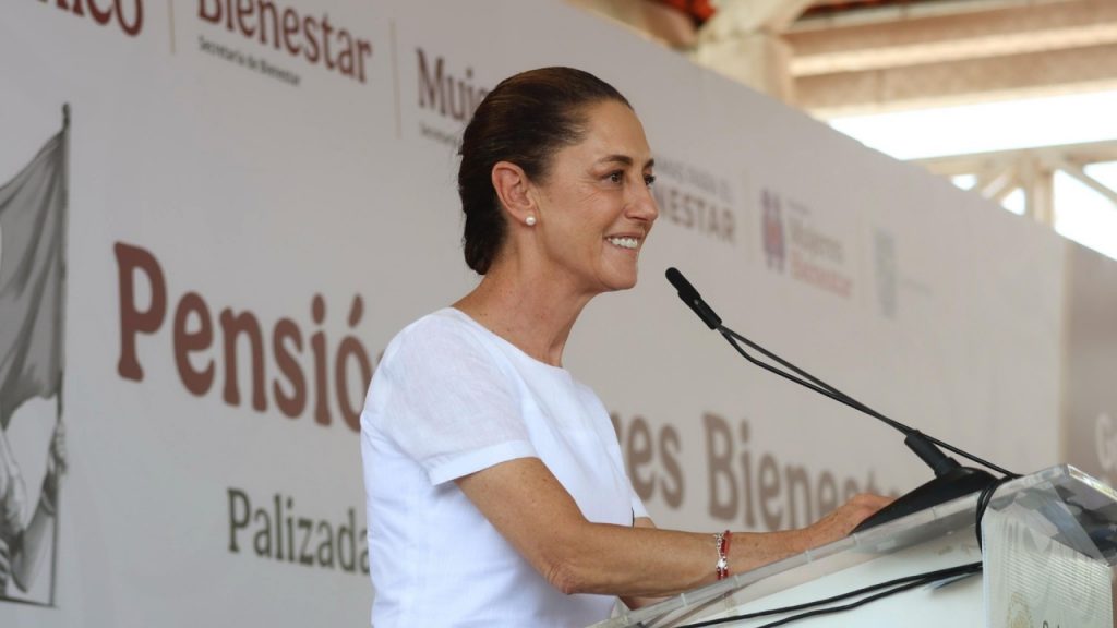 La presidenta Claudia Sheinbaum rechazó los actos violentos registrados en la marcha de la Generación Z y aseguró que participaron pocos jóvenes.