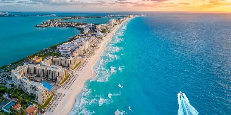 aerial-view-cancun-palace-resorts_1f4e0ab4cb