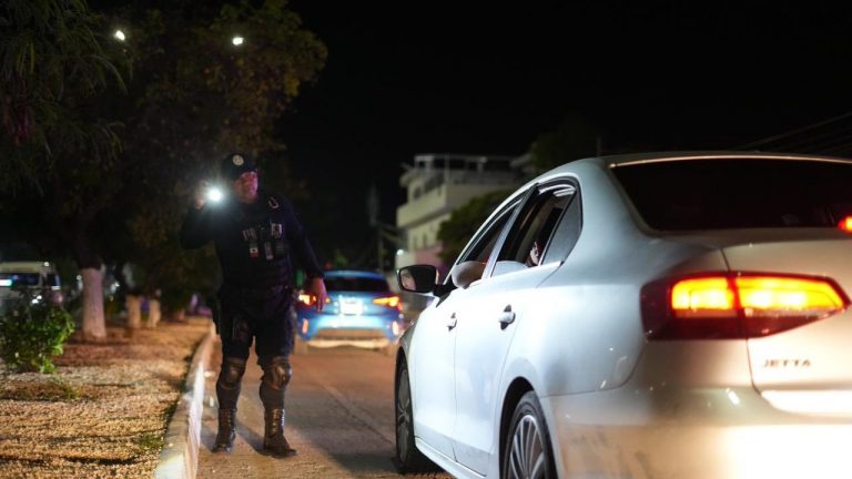 El Operativo Guadalupe–Reyes en Cancún dejó detenciones, decomisos y atención a turistas durante las vacaciones de fin de año.