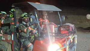 Rescatistas buscan a mineros atrapados en Sinaloa; prevén contacto en tres días