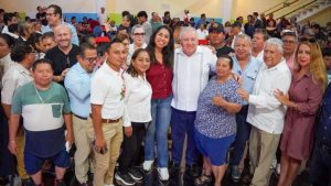 Rafael Marín sostuvo encuentros con vecinos, empresarios y líderes sociales en Cancún, donde se abordaron temas de seguridad, desarrollo y participación ciudadana.
