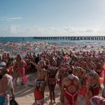 Nadadores de 21 países participaron en la edición 21 de “El Cruce” Cancún-Isla Mujeres, competencia de aguas abiertas de talla mundial.