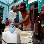 Más de 2.7 millones de cubanos enfrentan problemas de abastecimiento de agua por la falta de combustible y deterioro de la infraestructura.