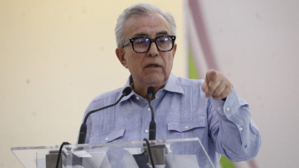 FGR citó a Rubén Rocha Moya y otros funcionarios por acusaciones en EU sobre presuntos sobornos ligados al Cártel de Sinaloa.