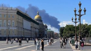San Petersburgo fue blanco de un nuevo ataque con drones. Autoridades rusas informaron el derribo de 86 aeronaves sin reportar víctimas.